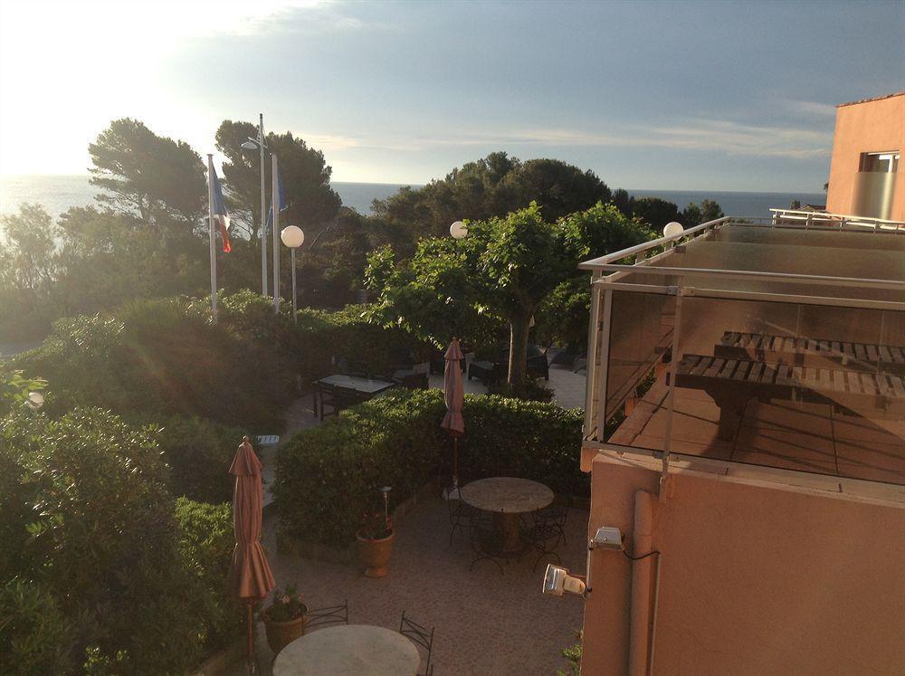 Hotel La Caravelle Frejus Exterior photo